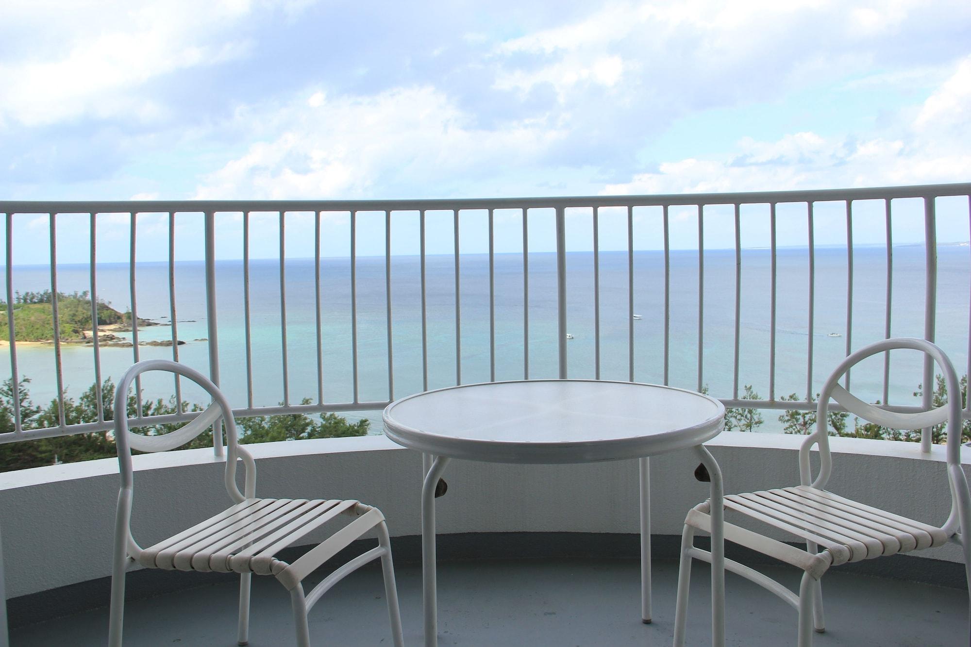 Okinawa Kariyushi Beach Resort Ocean Spa Онна Экстерьер фото