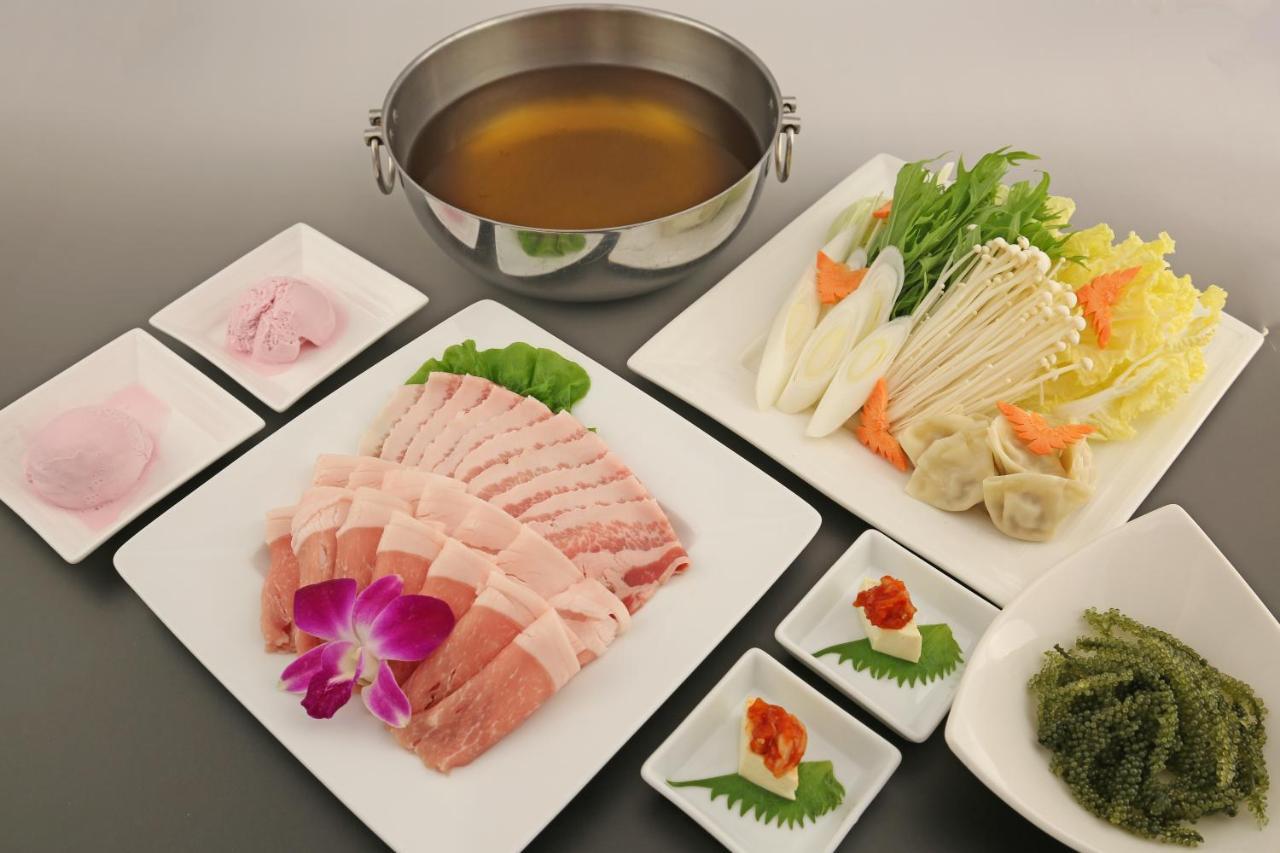 Okinawa Kariyushi Beach Resort Ocean Spa Онна Экстерьер фото
